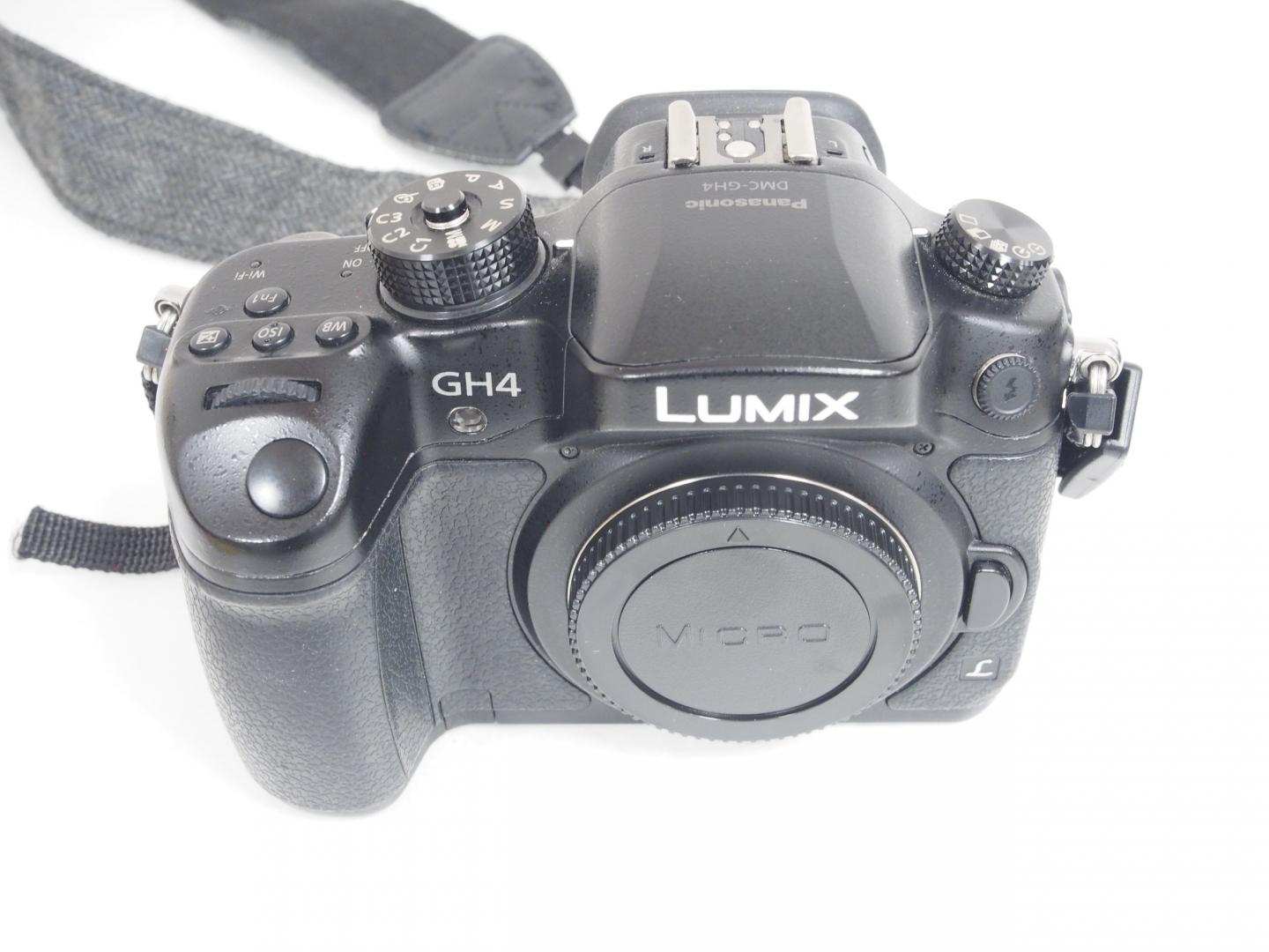 Panasonic GH4