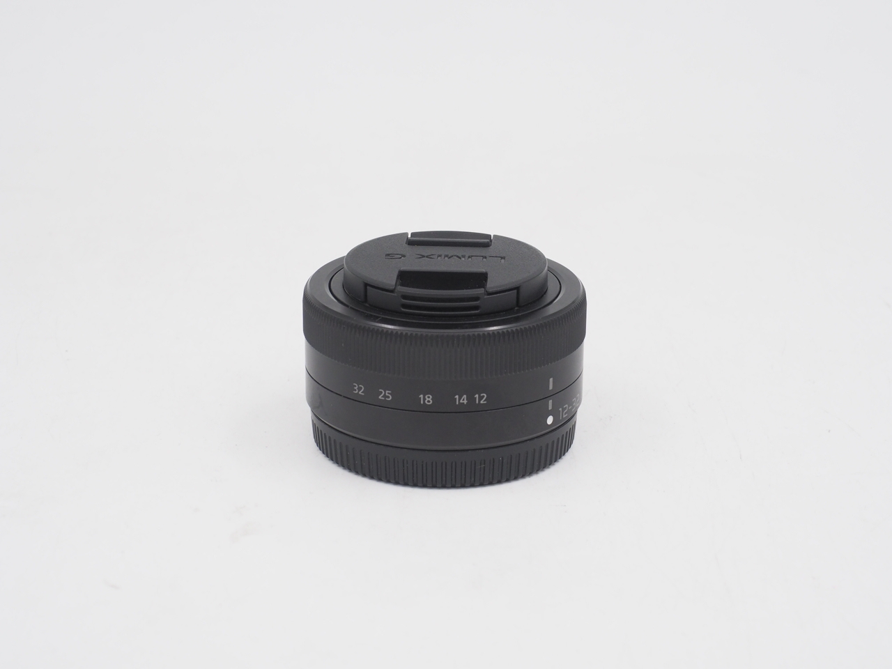 Panasonic Lumix G Vario 12-32mm f/3.5-5.6 OIS