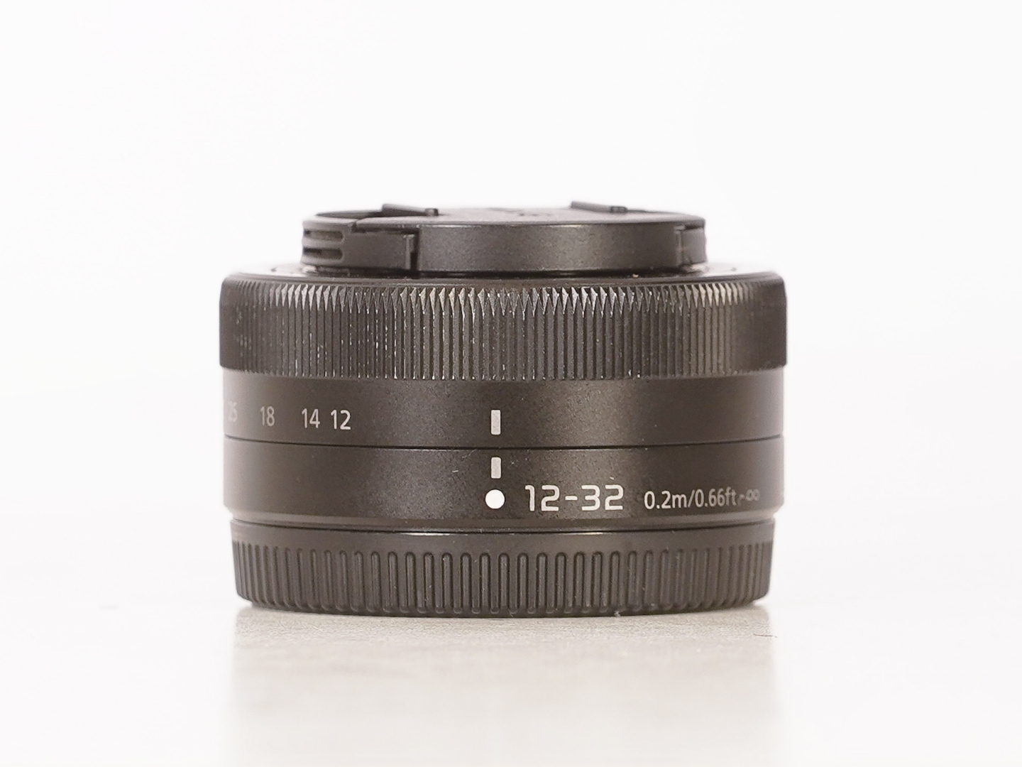 Panasonic Lumix G Vario 12-32mm f/3.5-5.6 OIS