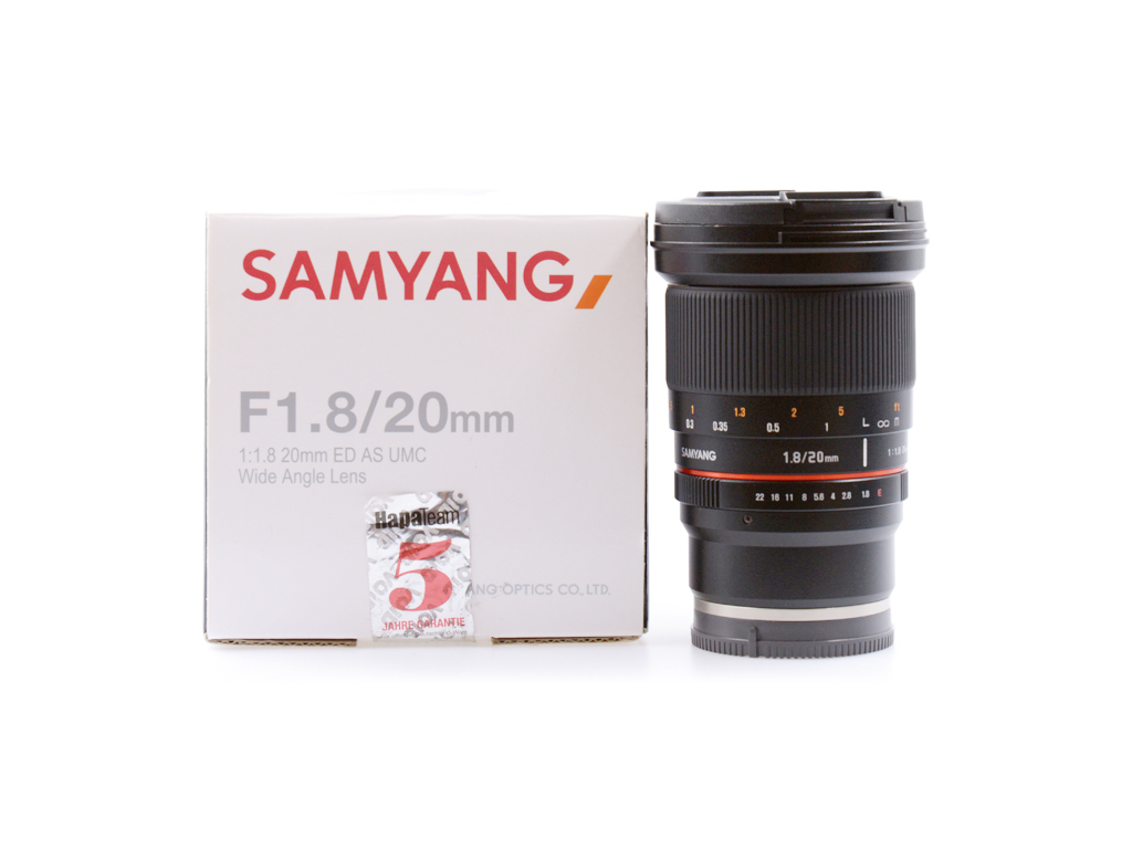 Samyang 20mm f/1.8 ED AS UMC