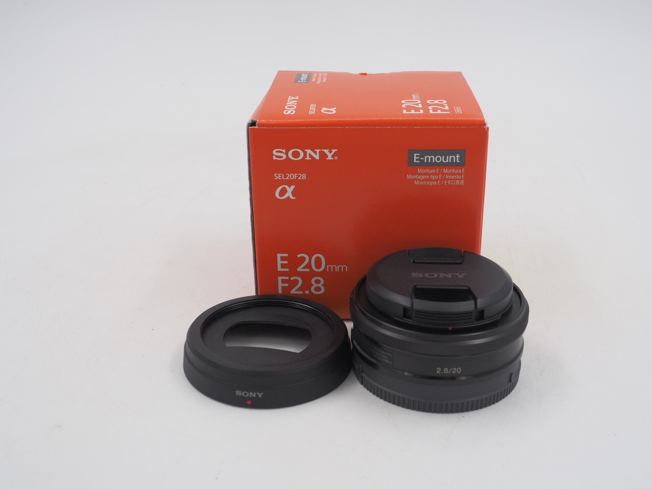 Sony E 20mm f/2.8