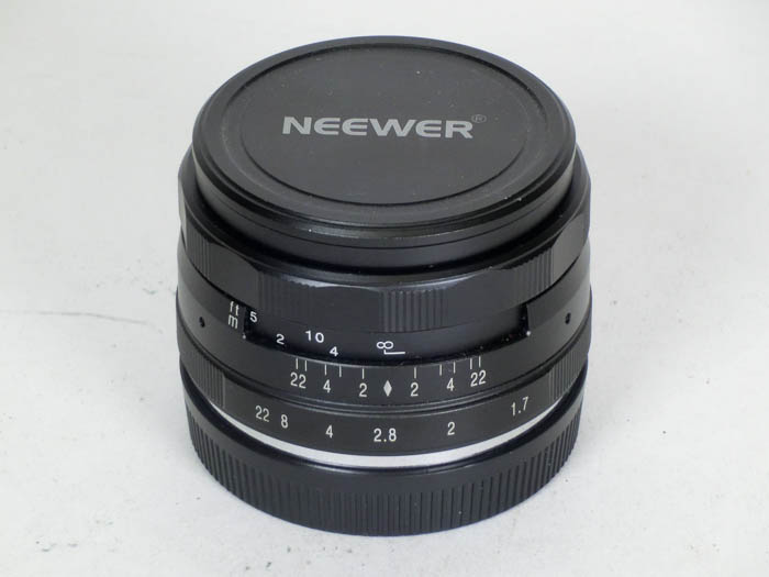 Neewer 35mm f/1.7