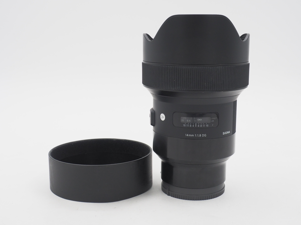 Sigma 14mm f/1.8 DG HSM Art