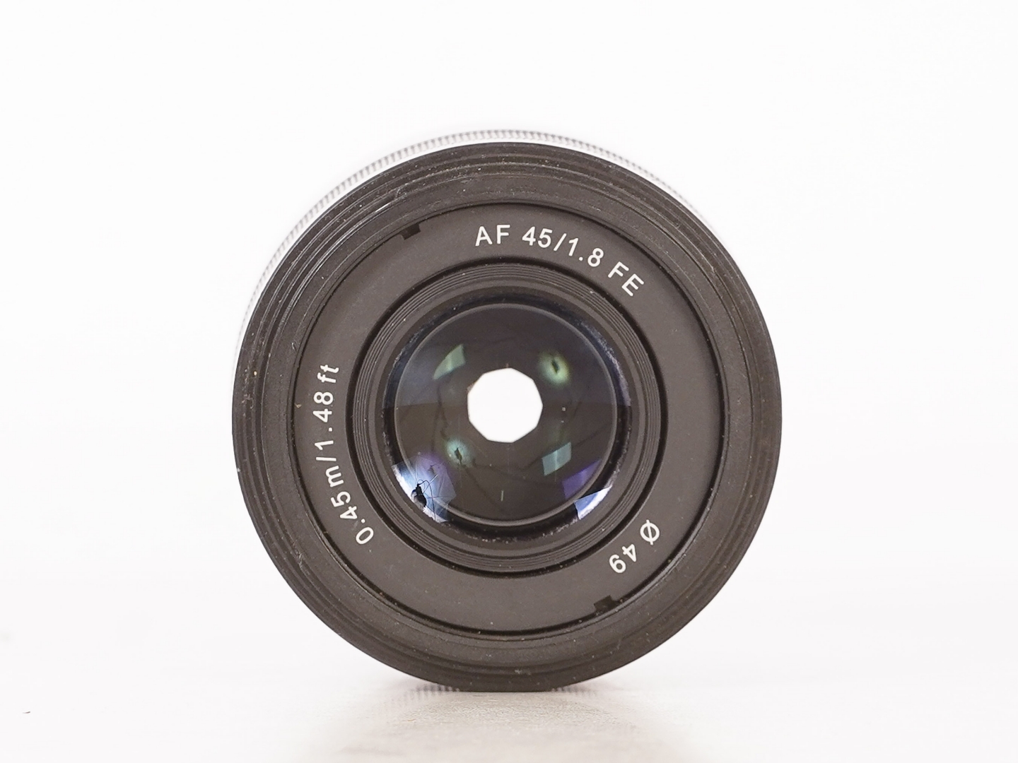 Samyang AF 45mm f/1.8 FE