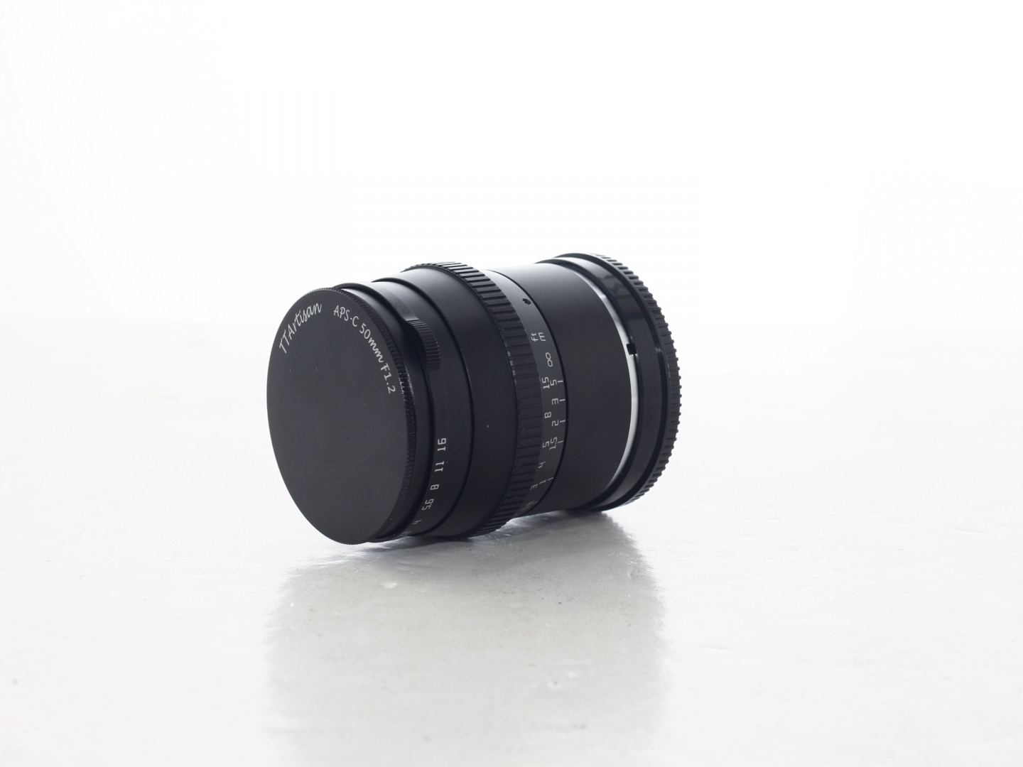 TTArtisan APS-C 50mm f/1.2