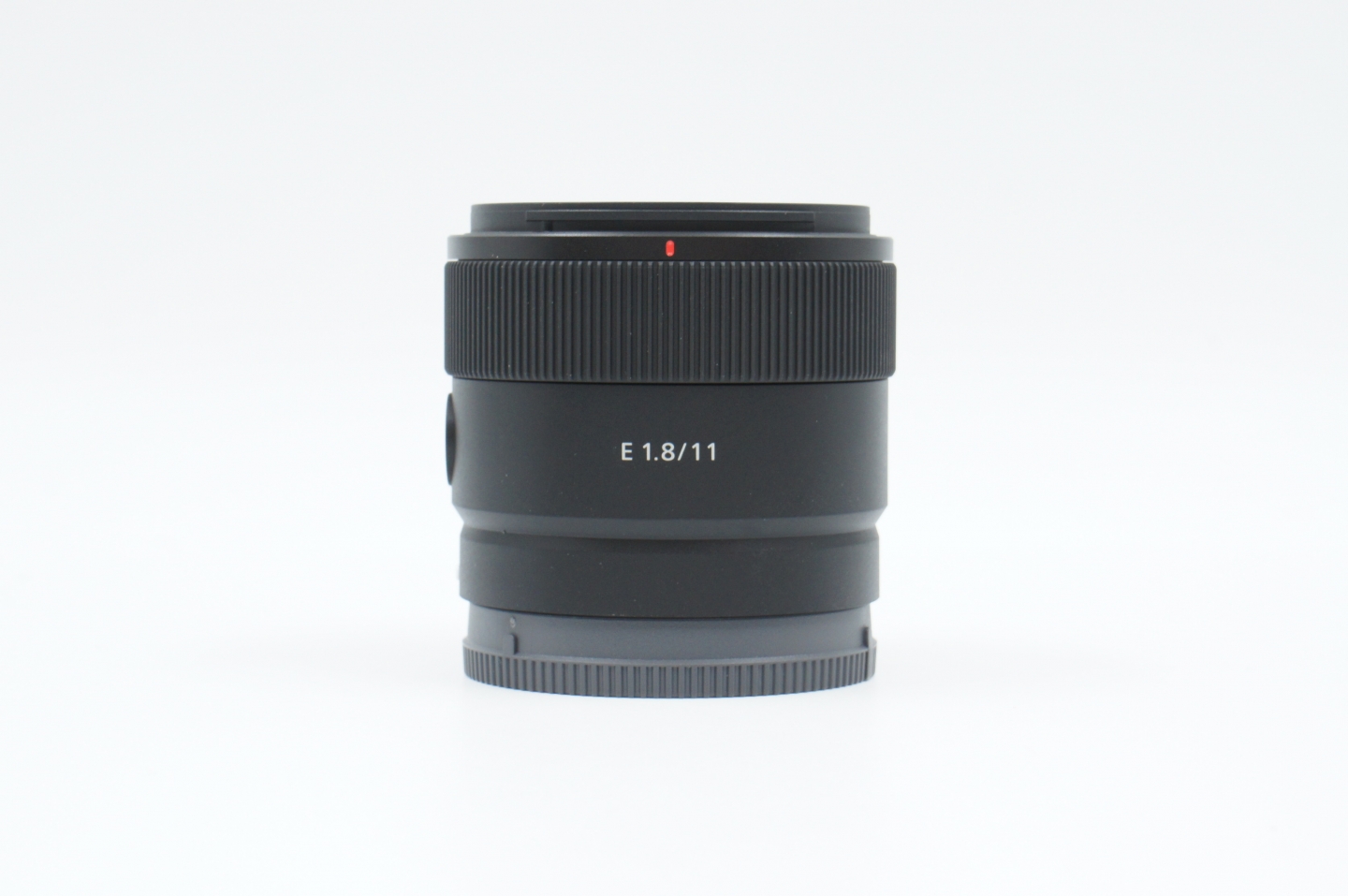 Sony E 11mm f/1.8