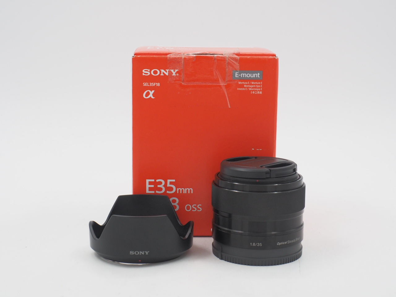 Sony E 35mm f/1.8 OSS