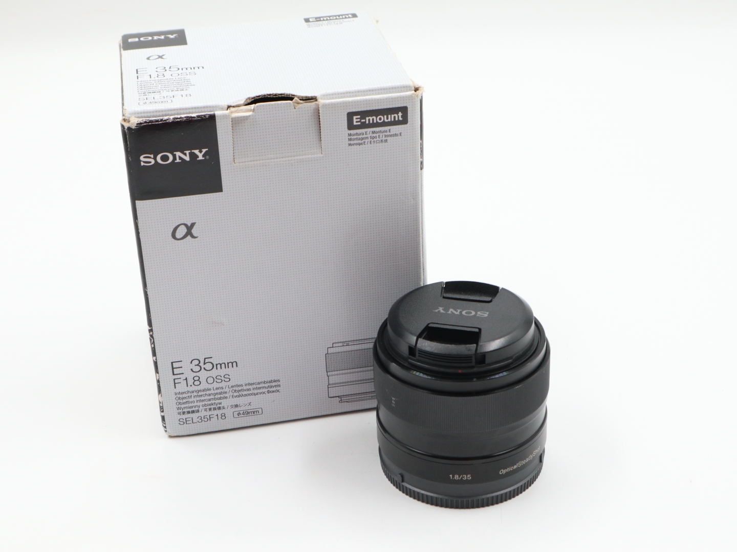 Sony E 35mm f/1.8 OSS