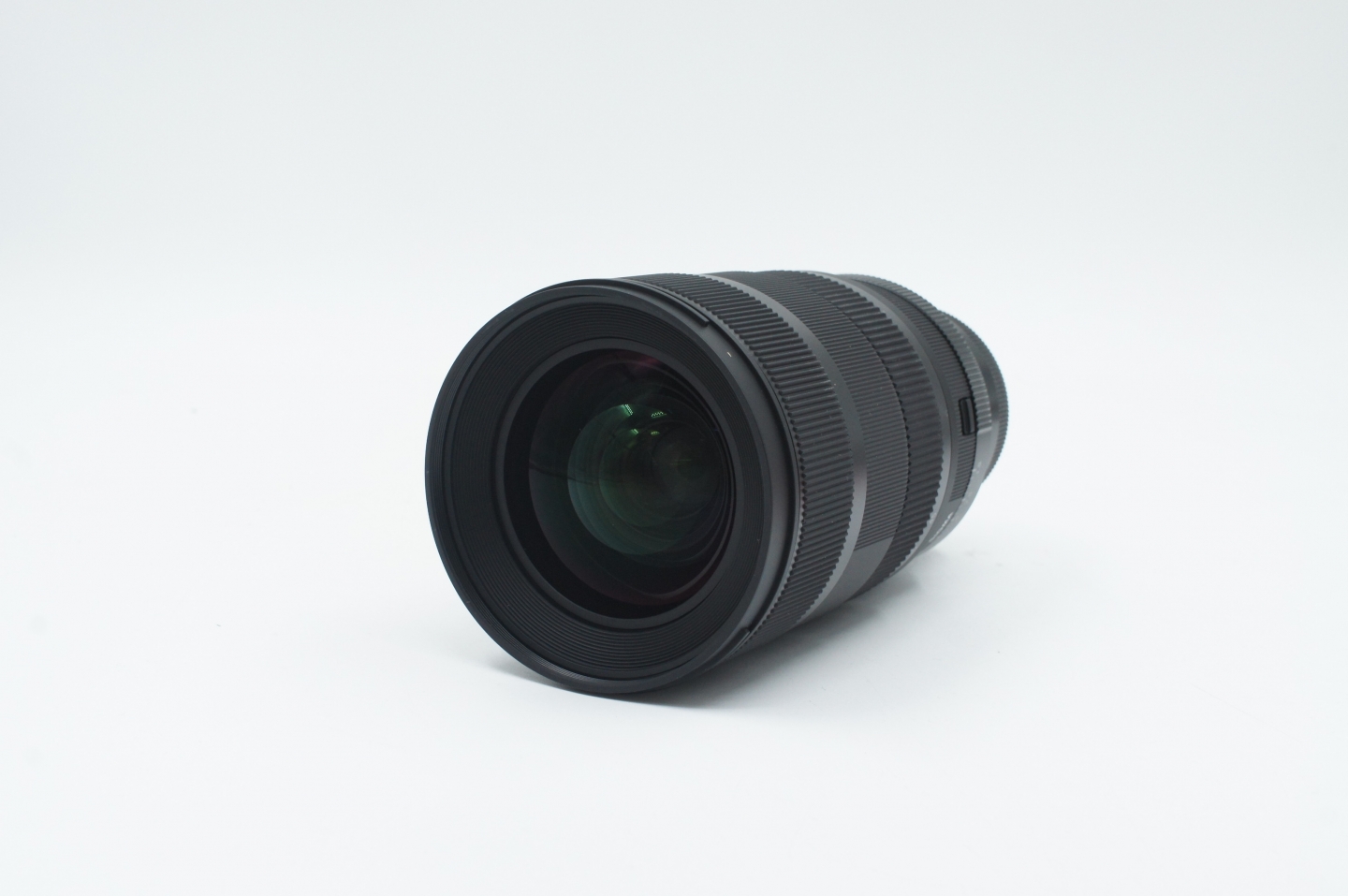 Sigma 28-45mm f/1.8 DG DN Art