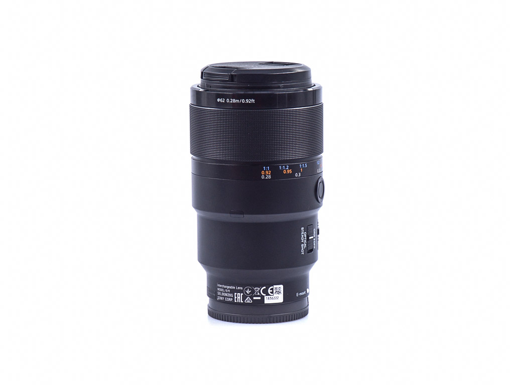 Sony FE 90mm f/2.8 Macro G OSS