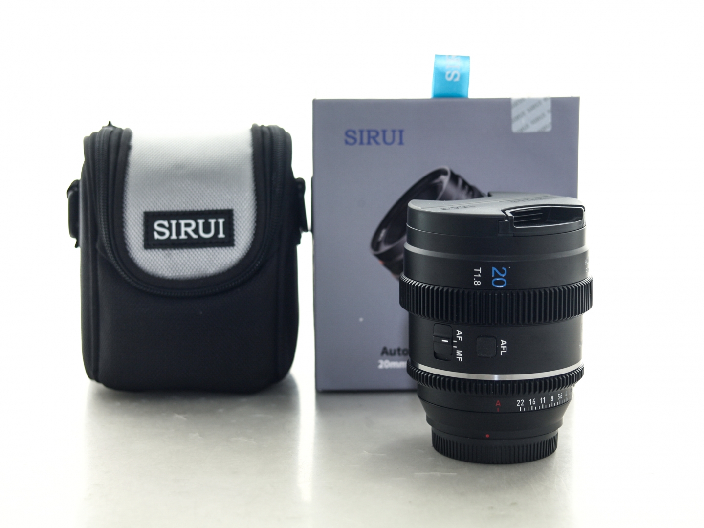 20mm t/1.8 1.33X S35 AF Anamorphic  Neutral Flare