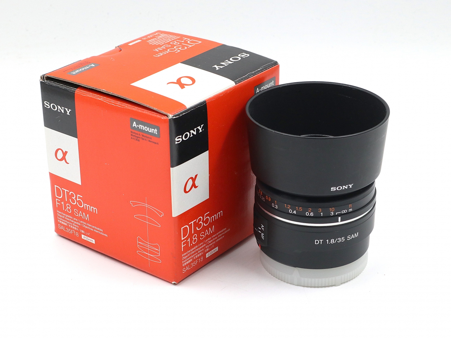Sony DT 35mm f/1.8 SAM