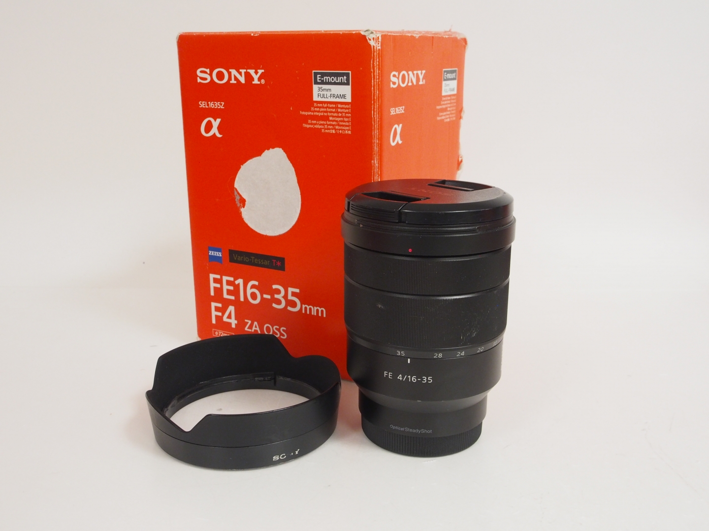 Sony FE 16-35mm f/4 ZA OSS Vario Tessar T*