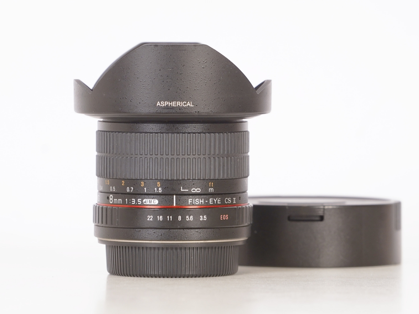Samyang 8mm f/3.5 UMC Fish-eye CS II