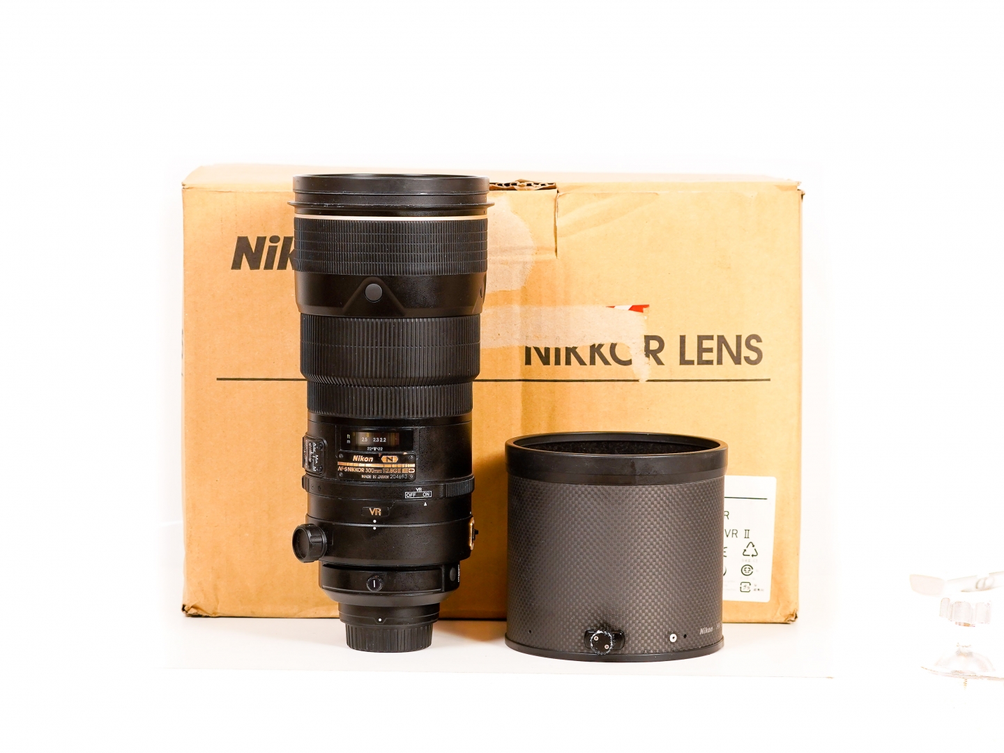 Nikon AF-S 300mm f/2.8 G ED VR II